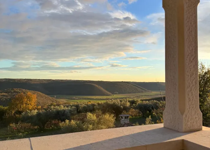 Casa Priani 4*