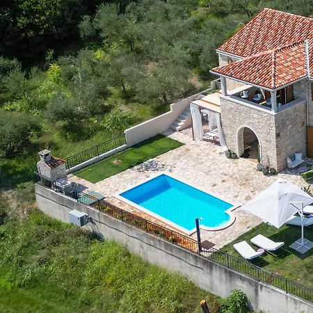 Bed & Breakfast Casa Priani 4*